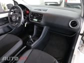 Volkswagen Up! 1.0 Take