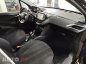 Peugeot 208 1.2 PureTech Signature