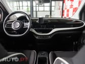 Fiat 500e Action