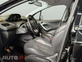 Peugeot 2008 1.2 PureTech Style