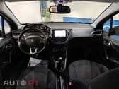 Peugeot 208 1.2 PureTech Signature