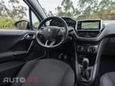 Peugeot 208 1.2 PureTech Signature
