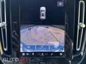 Volvo XC40 2.0 B3 Plus Dark