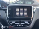 Peugeot 2008 1.2 VTi Allure