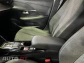 Peugeot 208 1.2 Hybrid Allure e-DCS6