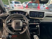 Peugeot 2008 1.2 PureTech GT EAT8
