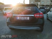 Mercedes-Benz GLA 180 automático