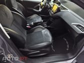 Peugeot 2008 1.2 PureTech Crossway