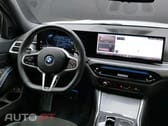 BMW 330 e Pack Desportivo M Pro Auto