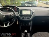 Peugeot 2008 1.2 PureTech Signature