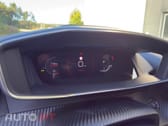 Peugeot 2008 1.5 BlueHDi Allure EAT8