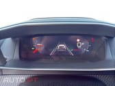 Peugeot 2008 1.5 BlueHDi Allure EAT8