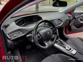 Peugeot 308 1.2 PureTech Allure EAT8