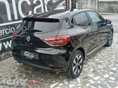 Renault Clio Outro