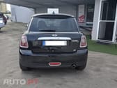 MINI Cooper D 110cv Cx 6 Nacional