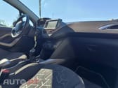 Peugeot 2008 1.2 VTi Active