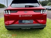 Ford Mustang Mach-E 75.7 kWh Base