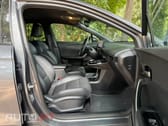 MG MG4 77 kWh Extended Range Luxury