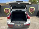 Volvo XC40 2.0 B3 Plus Dark