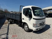 Toyota Dyna M D4-D 3LUG Tri-Basculante Nacional