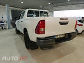 Toyota Hilux 2.4 D-4D 2WD CD