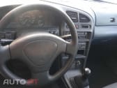 Mazda 323 F 1.5 90cv Direçao assistida