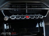 Peugeot 2008 1.2 PureTech Allure EAT8