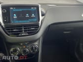 Peugeot 2008 1.5 BlueHDi Signature