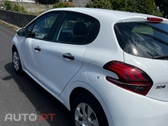 Peugeot 208 Bluehdi