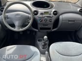 Toyota Yaris 1.0 vvti Sol