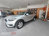 Volvo XC40 1.5 T3 Momentum Tech Edition