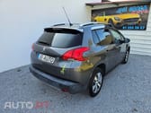 Peugeot 2008 1.2 PureTech Style