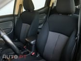 Mitsubishi L200 2.4 DI-D CD Invite 4WD