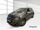 Peugeot 208 1.2 PureTech Signature