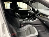 Alfa Romeo Giulia 2.9 V6 Bi-Turbo AT8 Quadrifoglio