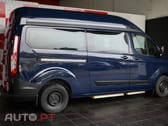 Ford Transit Custom Adaptada p/ 3 cadeiras de rodas