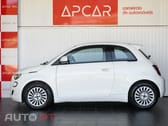 Fiat 500e Action
