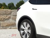 Tesla Model Y Long Range Dual Motor AWD