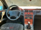 Mercedes-Benz E 220 Classic