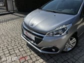 Peugeot 208 1.2 PureTech Signature