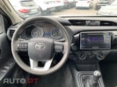 Toyota Hilux 2.4 D-4D 2WD CD