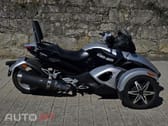 Bombardier CAN AM SPYDER