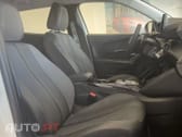 Peugeot 2008 1.2 PureTech Allure EAT8