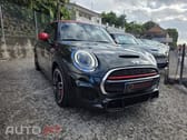 MINI Cooper John Cooper Works Auto Desportiva