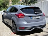 Ford Focus 2.0 EcoBoost ST c/ Pack Pele Desportiva