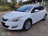 Opel Astra 1.4 T Selection GPL