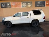 Toyota Hilux 2.4 D-4D 4WD CD Premium Edition