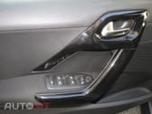 Peugeot 2008 1.2 PureTech Signature