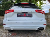 Ford Focus SW 1.5 TDCi EcoBlue ST-Line