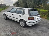 Toyota Corolla 1.3 Gold Line
